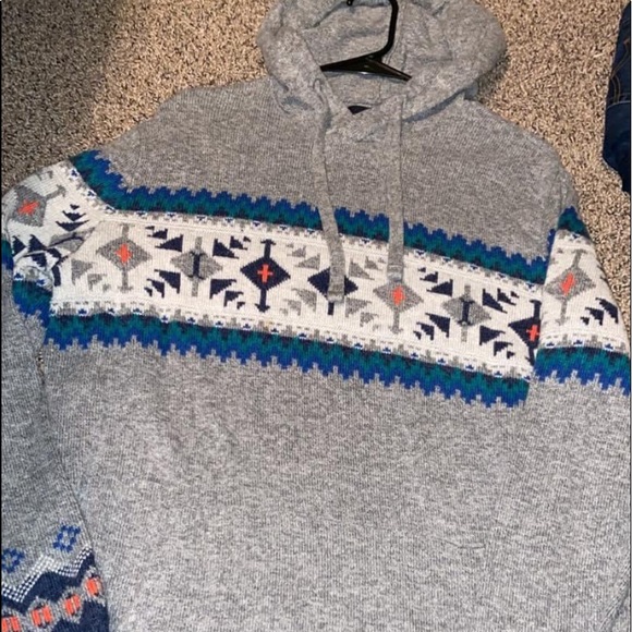 Sweater - Picture 1 of 1